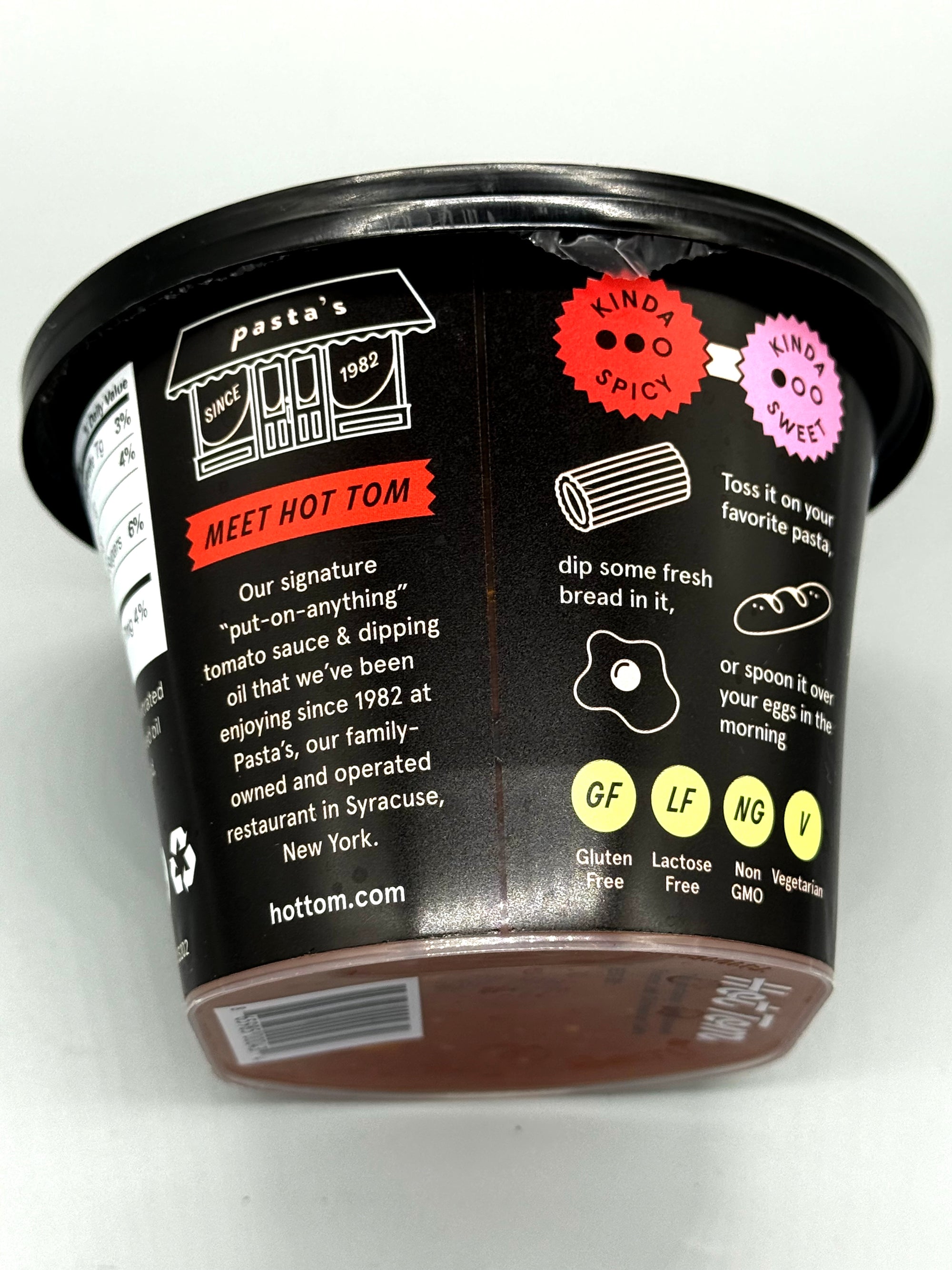 Hot Tom Spicy Hot Tomato Sauce &amp; Dipping Oil 6 pack case