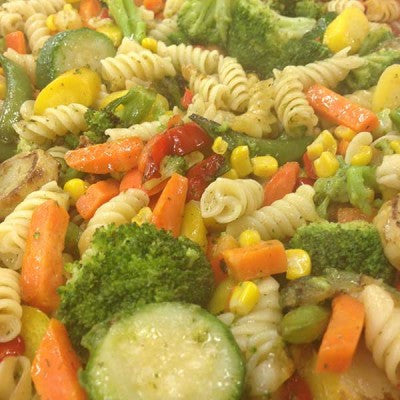 Garlic Chicken and Herb Pasta with Veggies